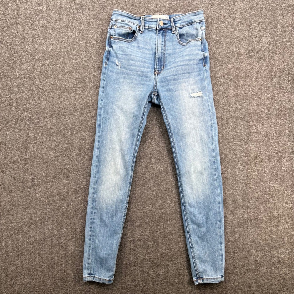 Stradivarius Light Wash Blue Distressed Skinny Regular Waist Jeans Womens Size 6